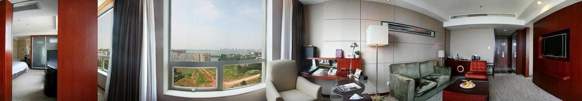Xiongchu International Hotel Wuhan Exterior foto