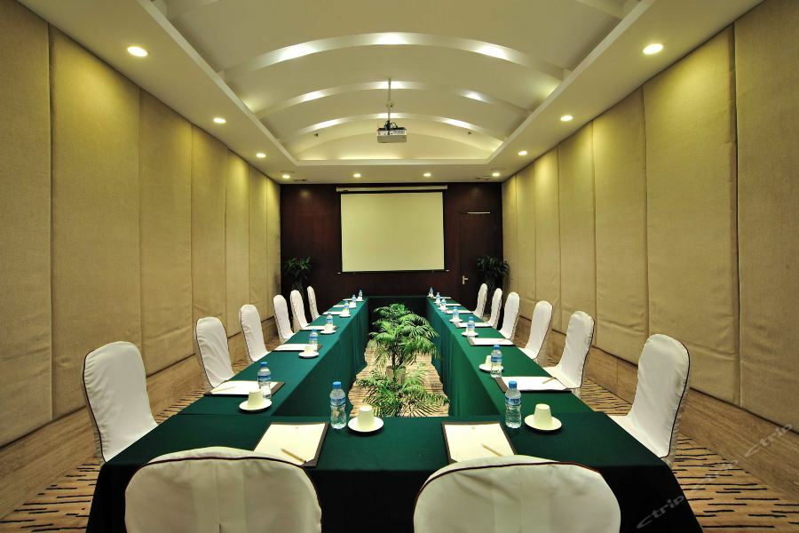 Xiongchu International Hotel Wuhan Exterior foto